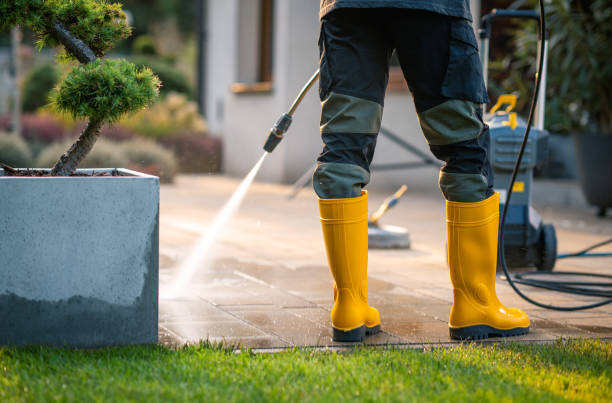 Why Choose Our Certified Pressure Washing Experts for Your Project Needs in Dexter, MI?